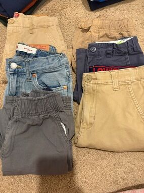 Levi's Kids Shorts & Bottoms - Beige, Blue, Gray